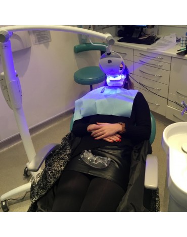 Whitening in dental armchair